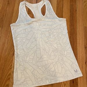 Women’s Huk Performance Tank